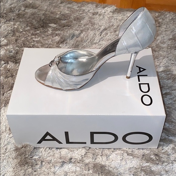 Aldo silver shoe - Picture 2 of 4